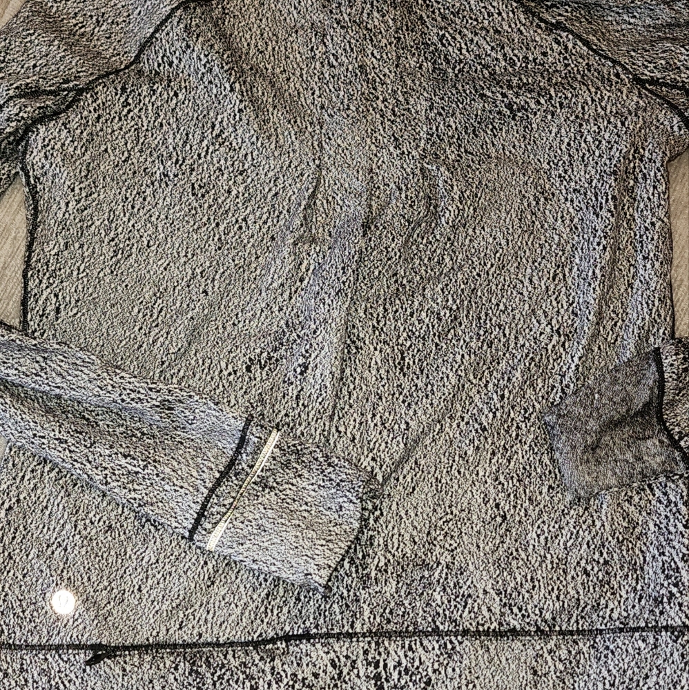 Lululemon Pullover - image 1